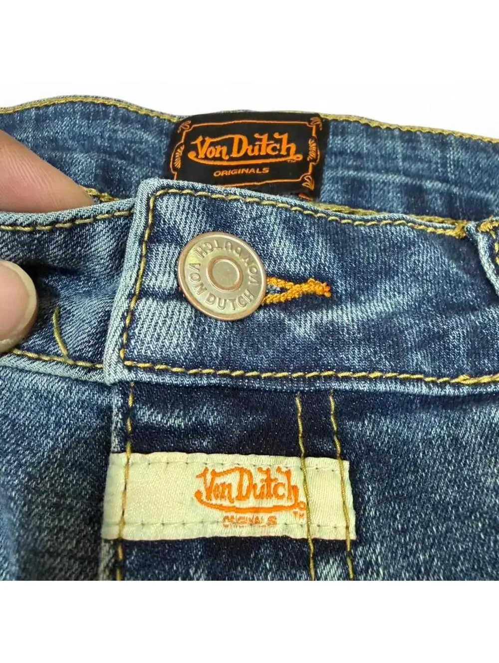 Von Dutch bootcut y2k style with patch and cool print design - Picture 7 of 8